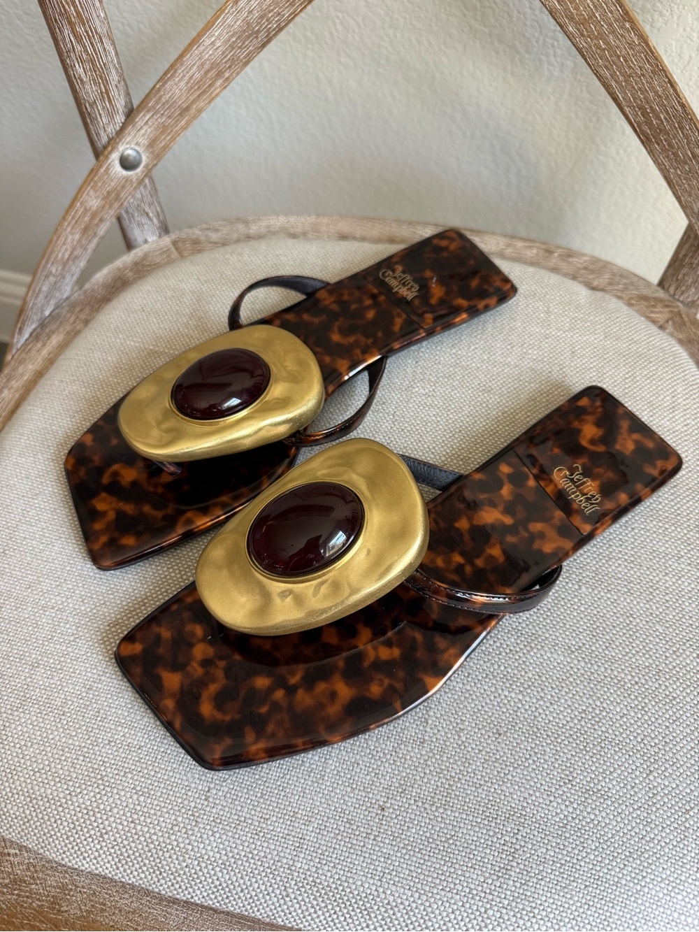 Jeffrey Campbell Bazaar Flip-Flop Sandals tortoise - Picture 3 of 6